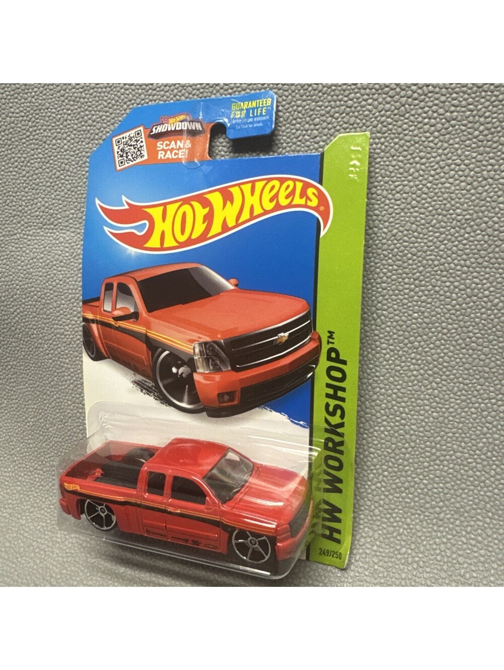 Hot Wheels HW Workshop Chevy Silverado Red 249/250 Mattel 2013